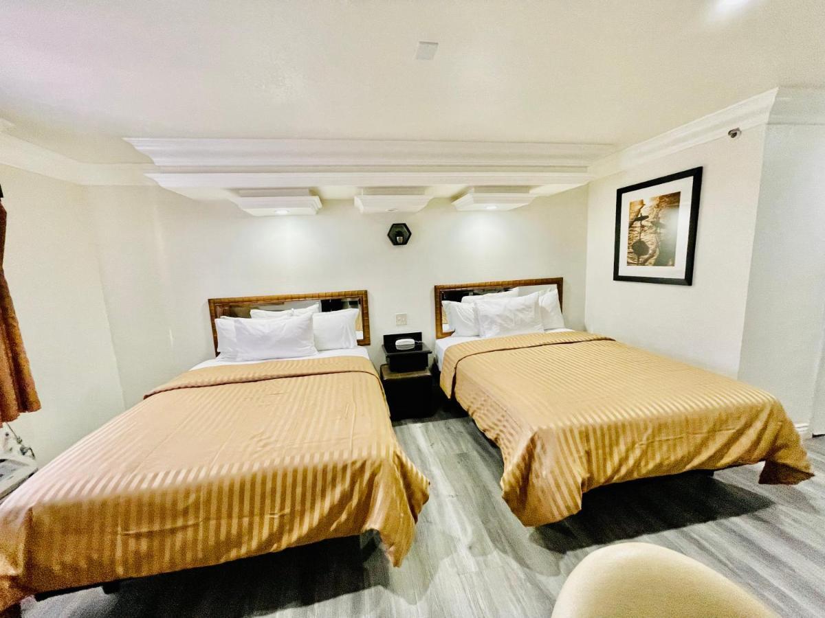 Rodeway Inn 2*